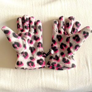 Pair of Children’s Fleece Gloves, gray pink & black leopard print